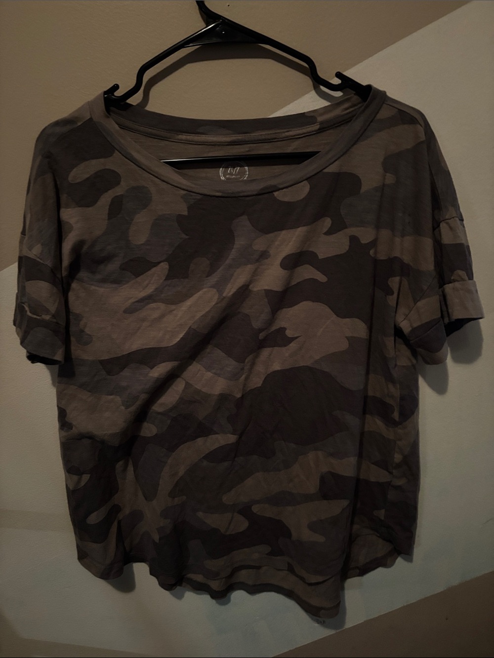 Maurices Women's Camo Short Sleeve Tee - Olive, Gray